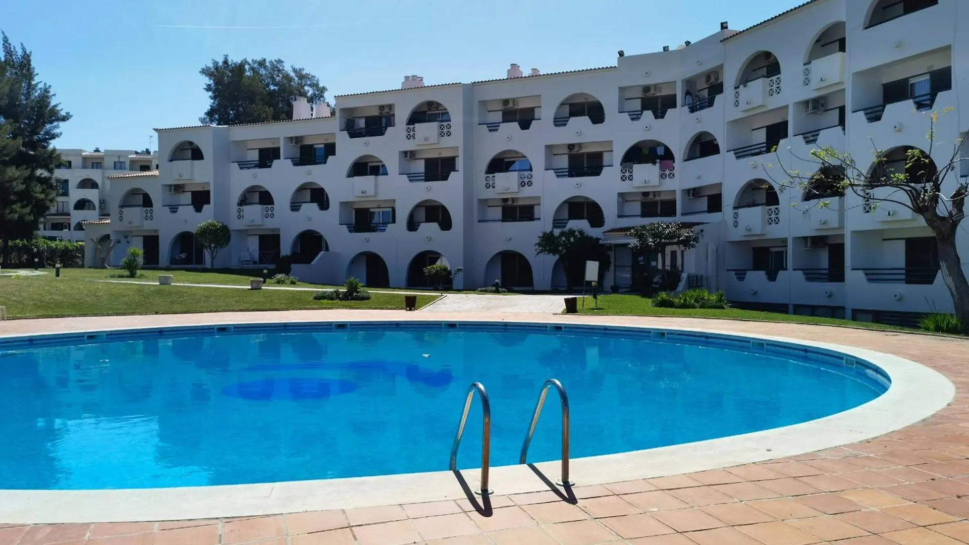 209 Modern Apartment In Central Albufeira Close To Everything Portugal