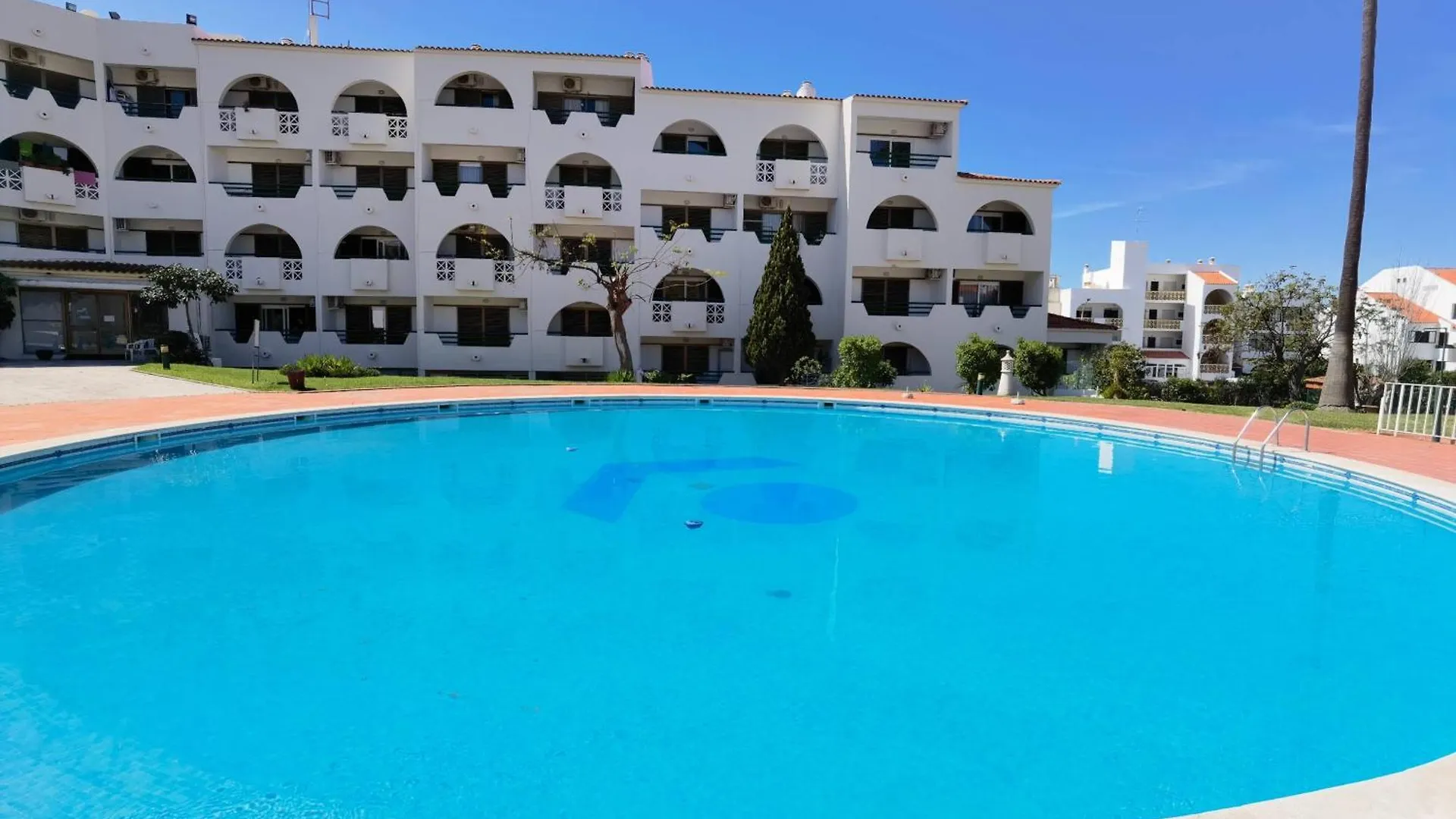 209 Modern Apartment In Central Albufeira Close To Everything