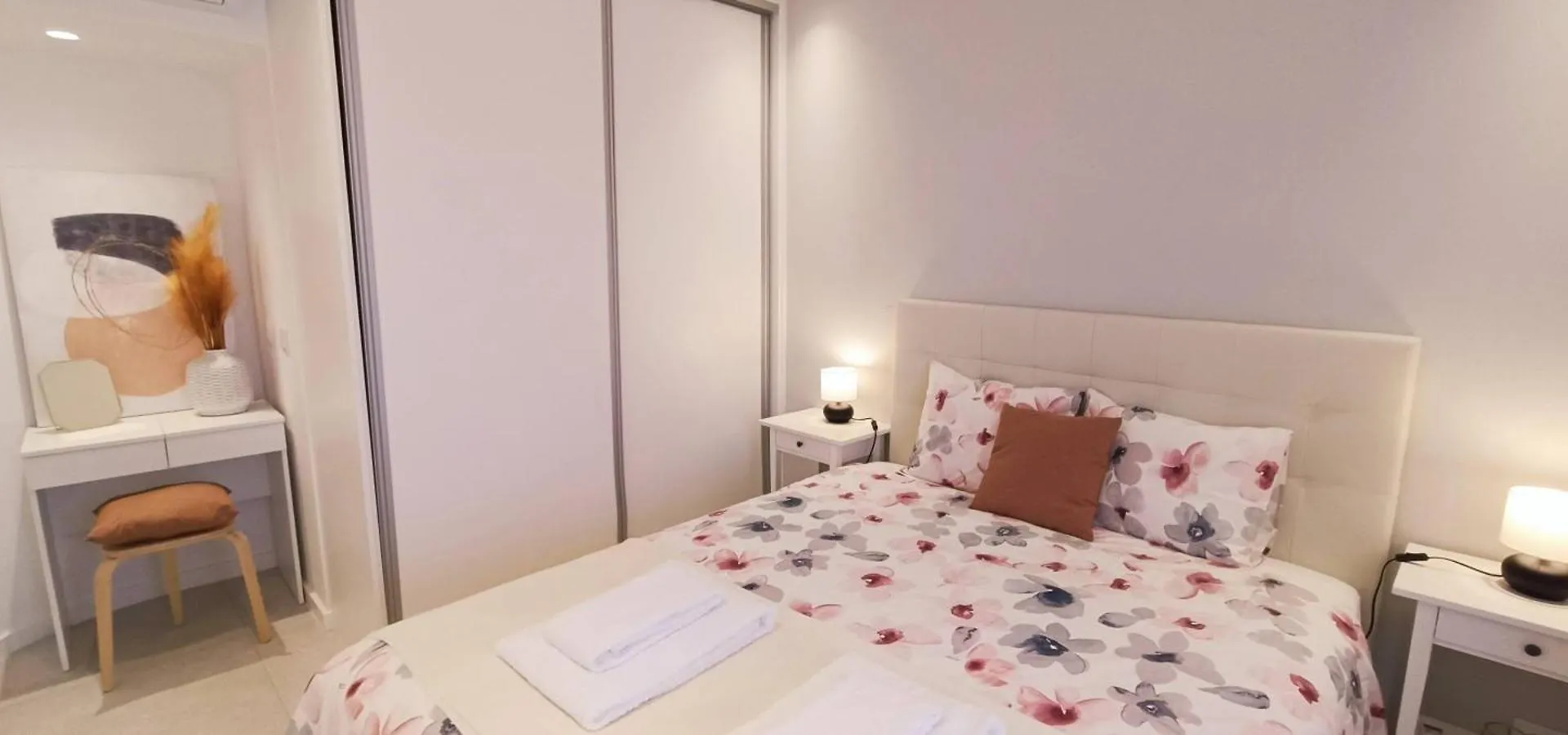 209 Modern Apartment In Central Albufeira Close To Everything